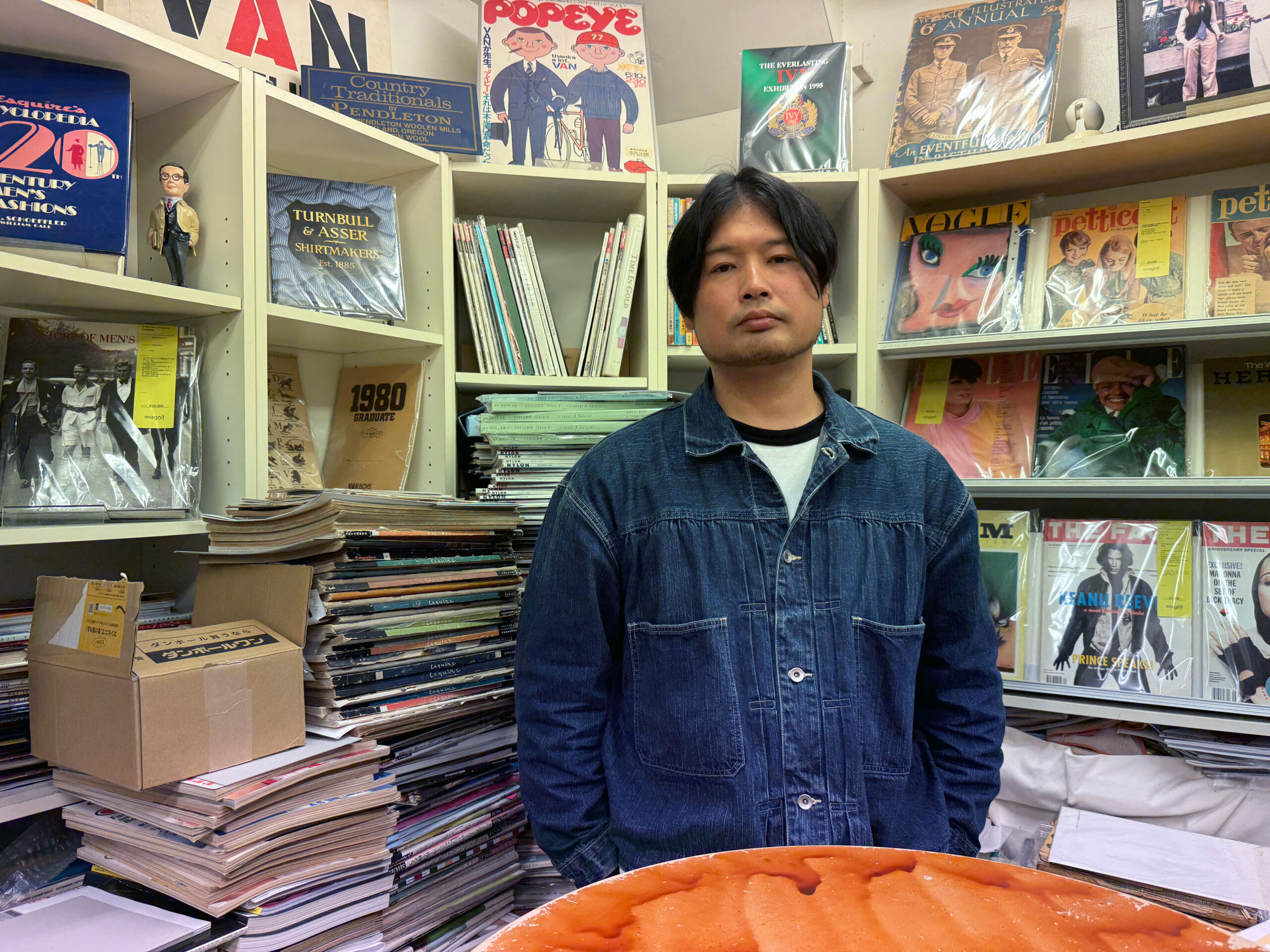 あんとき》カルチャーを探る珠玉の７冊！magnif 店主が選ぶ “時代の流行を読み解く本” ガイド | 《 あんときのストリート 》を発掘｜MIMIC  ( ミミック )